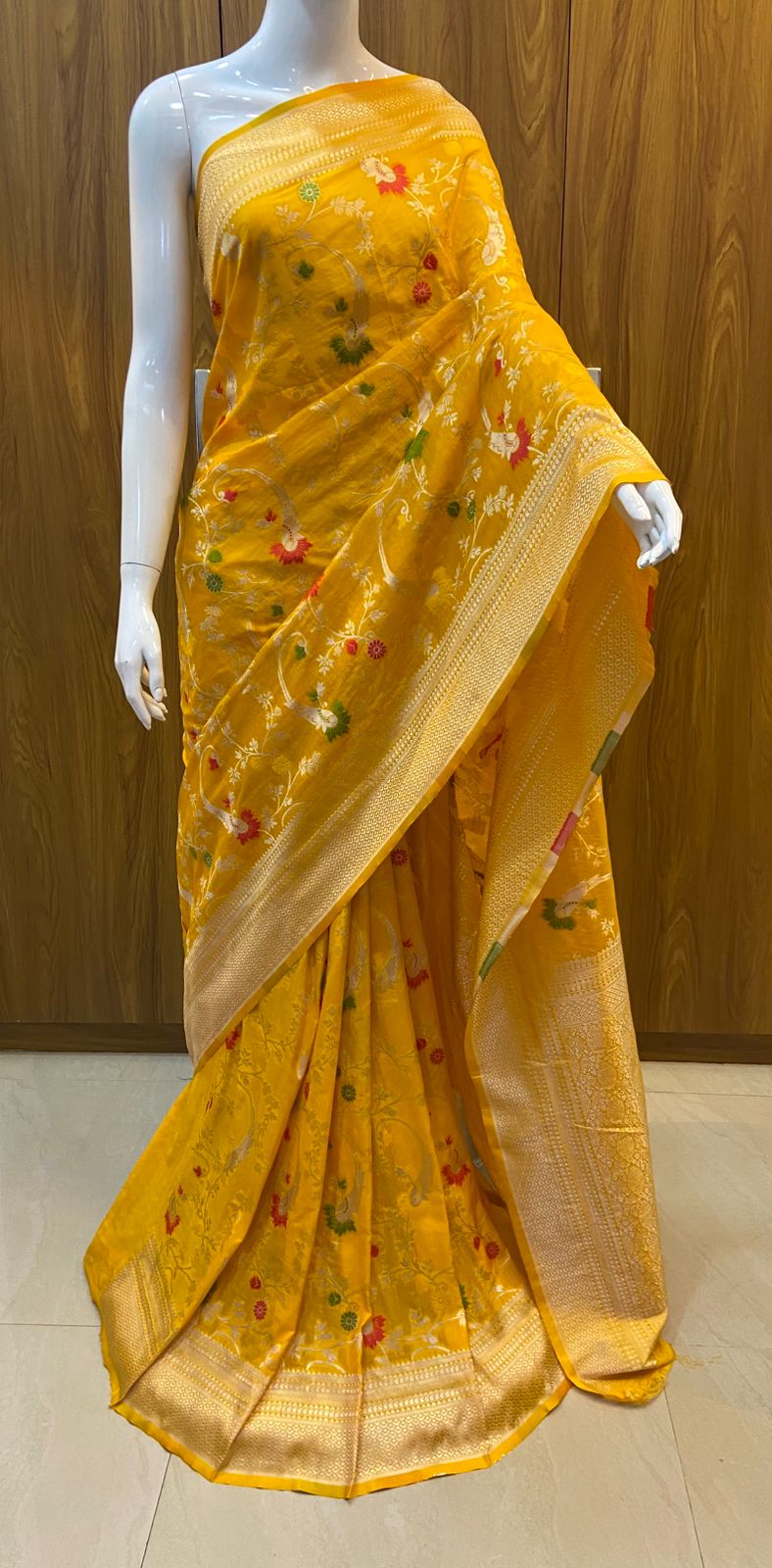 Dolla meena saree