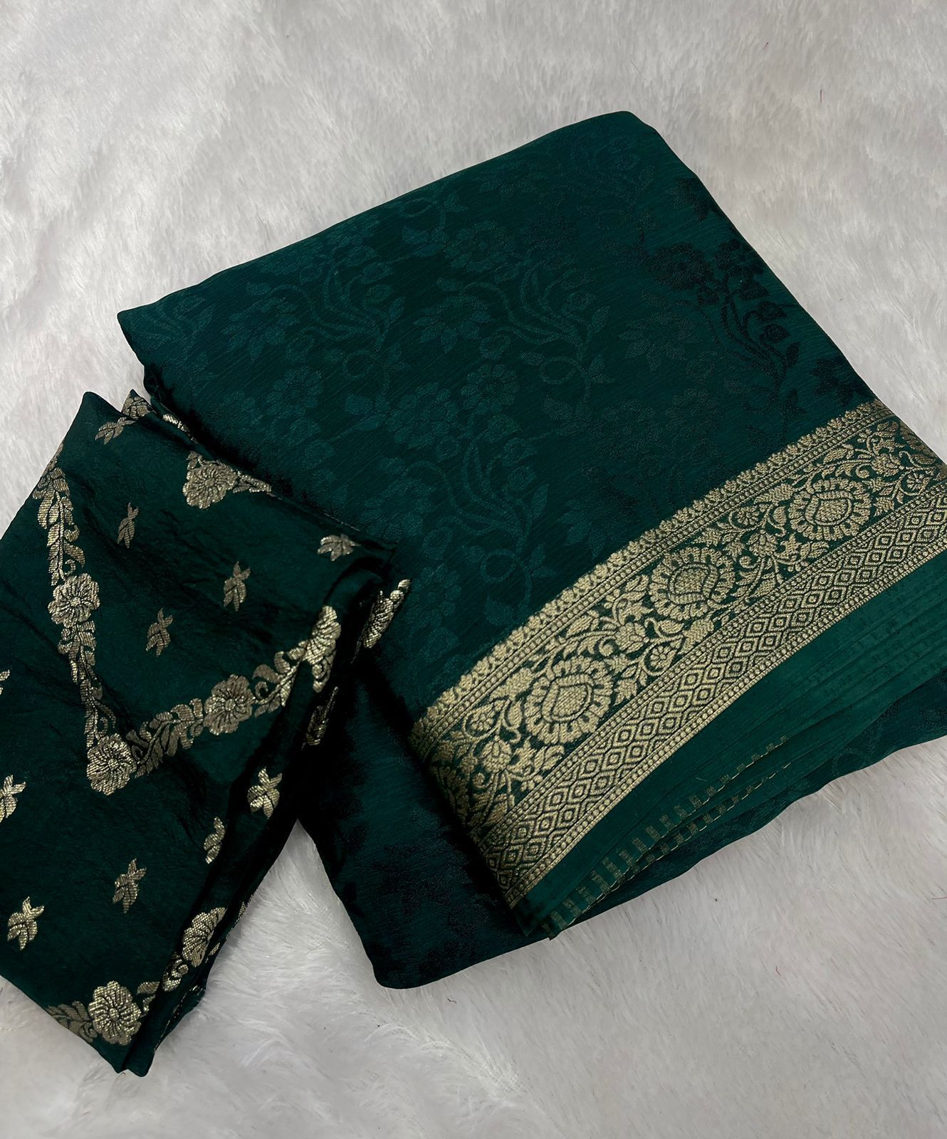 Dola Banarasi Silk