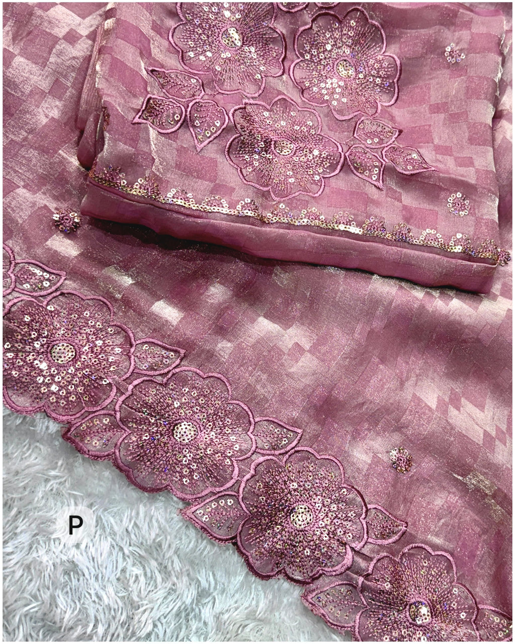Fendy Satin Checks Saree