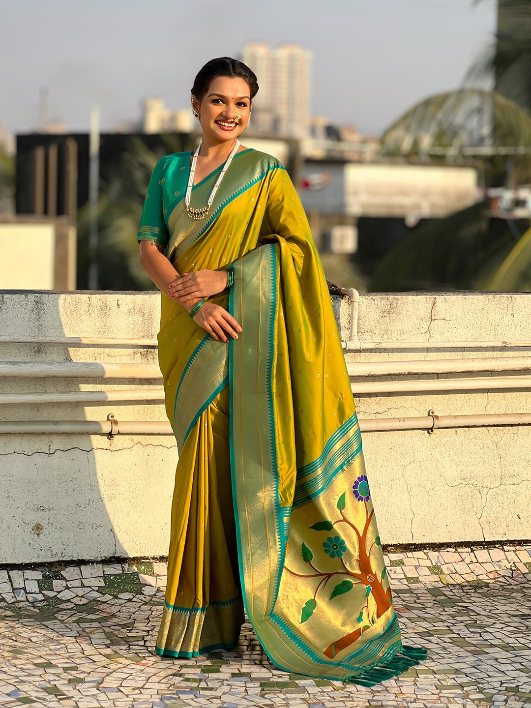 Paithani Saree With Gold Zari Small Motifs