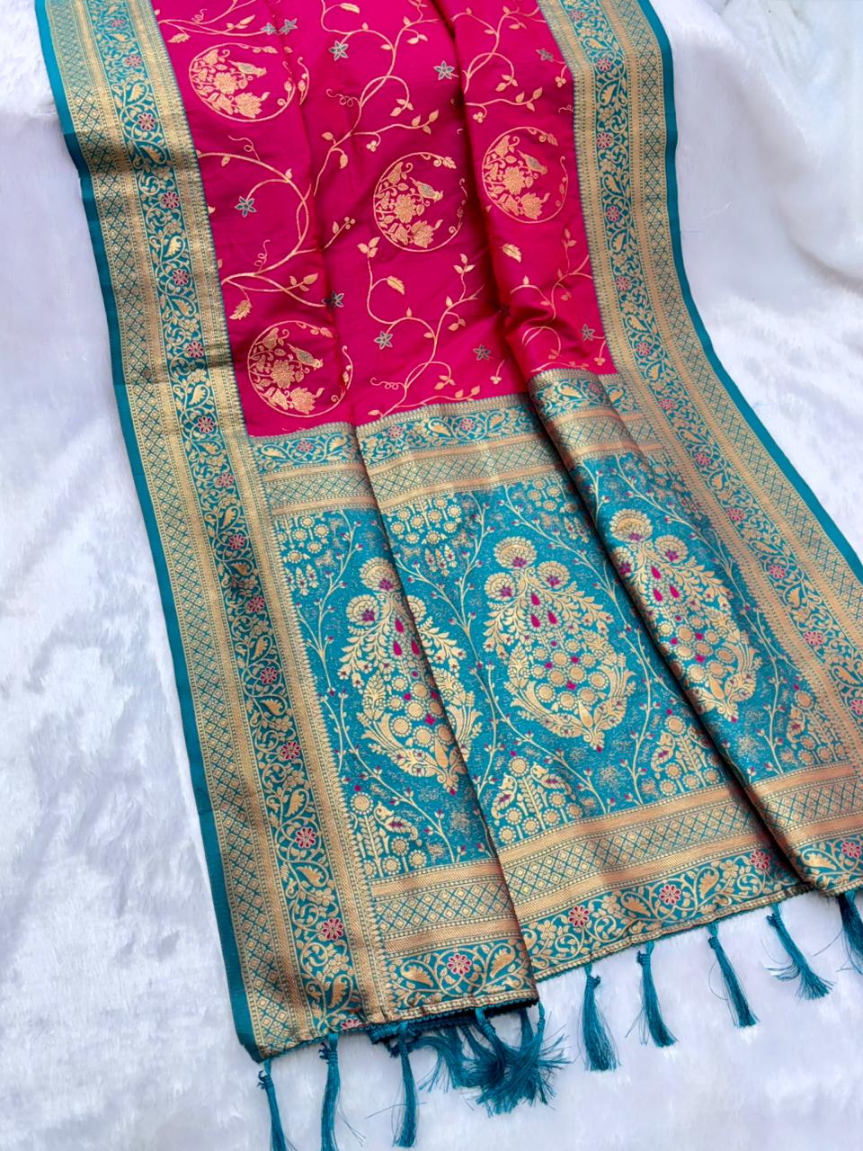 Banarasi Silk Sarees With Flower Meenakari Jaal