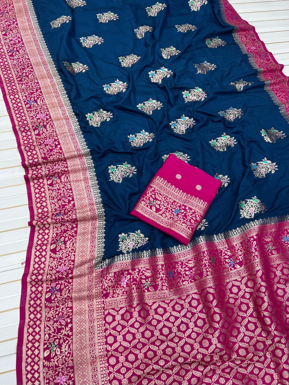 Pure Khaddi Crep Georgette Antique Colour Saree