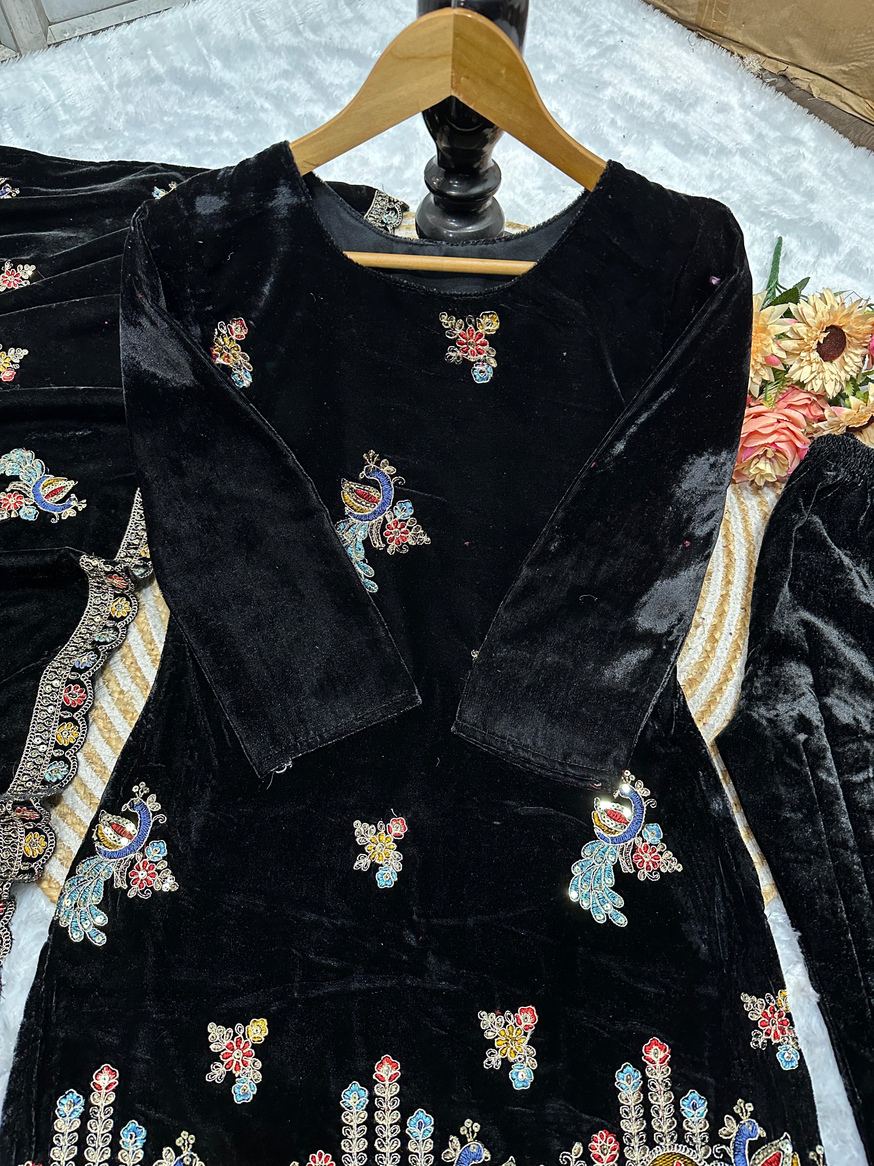 NEW DESIGNER PARTY WEAR SUIT