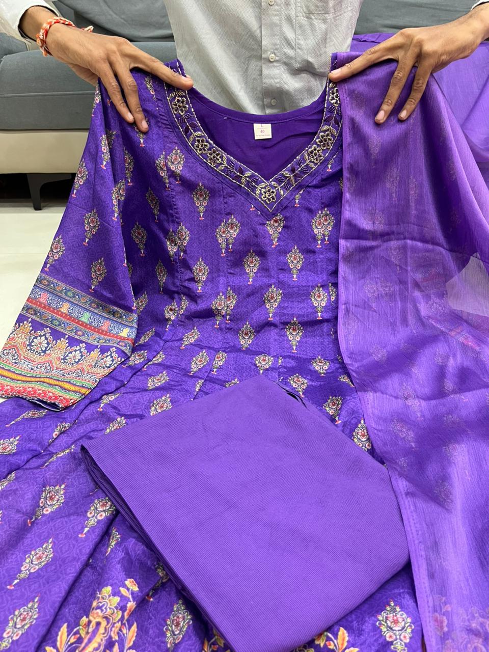 Elegant Anarkali Round Kurti set