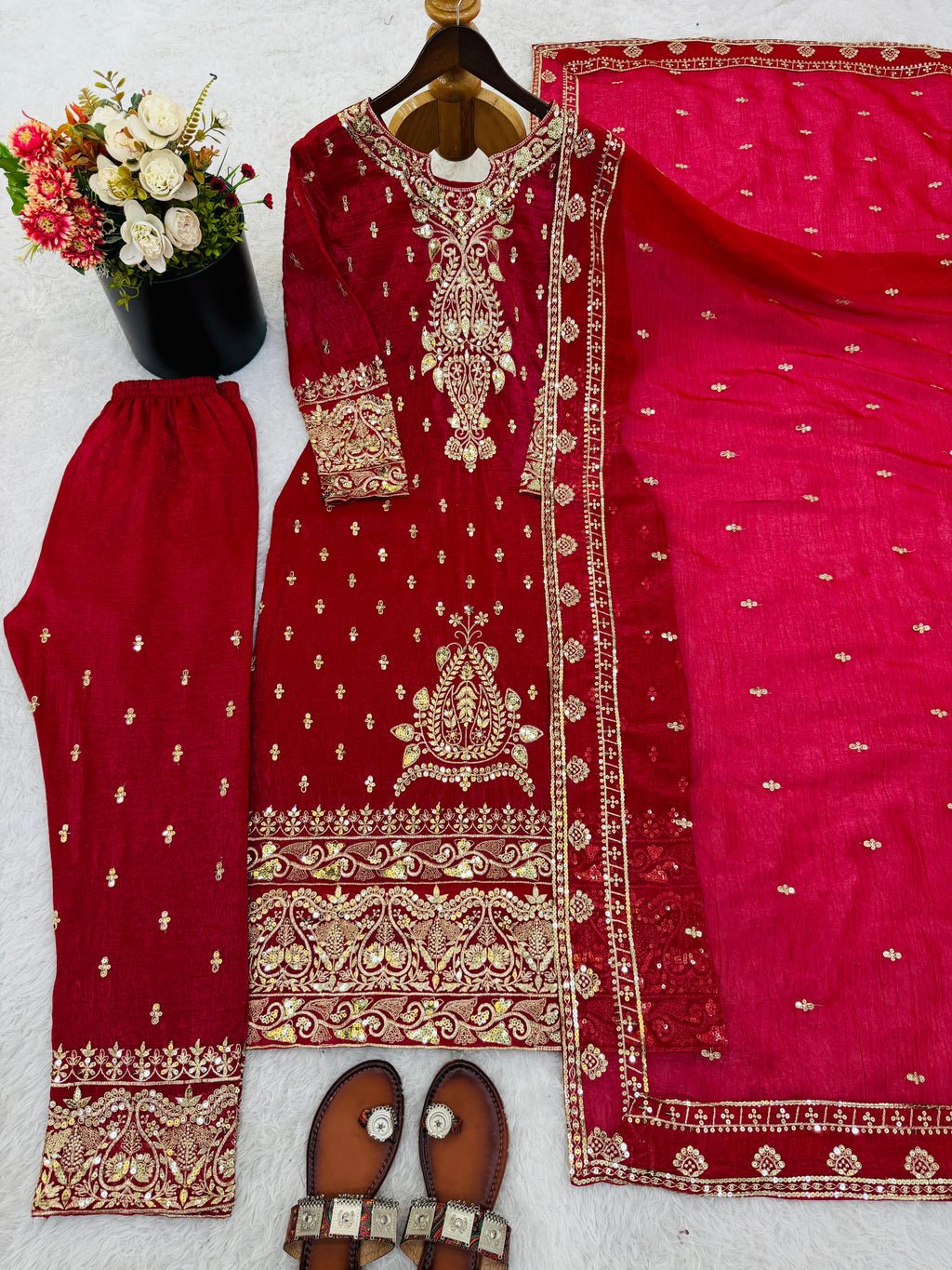 CRUNCHY SILK Sequence Work Suit
