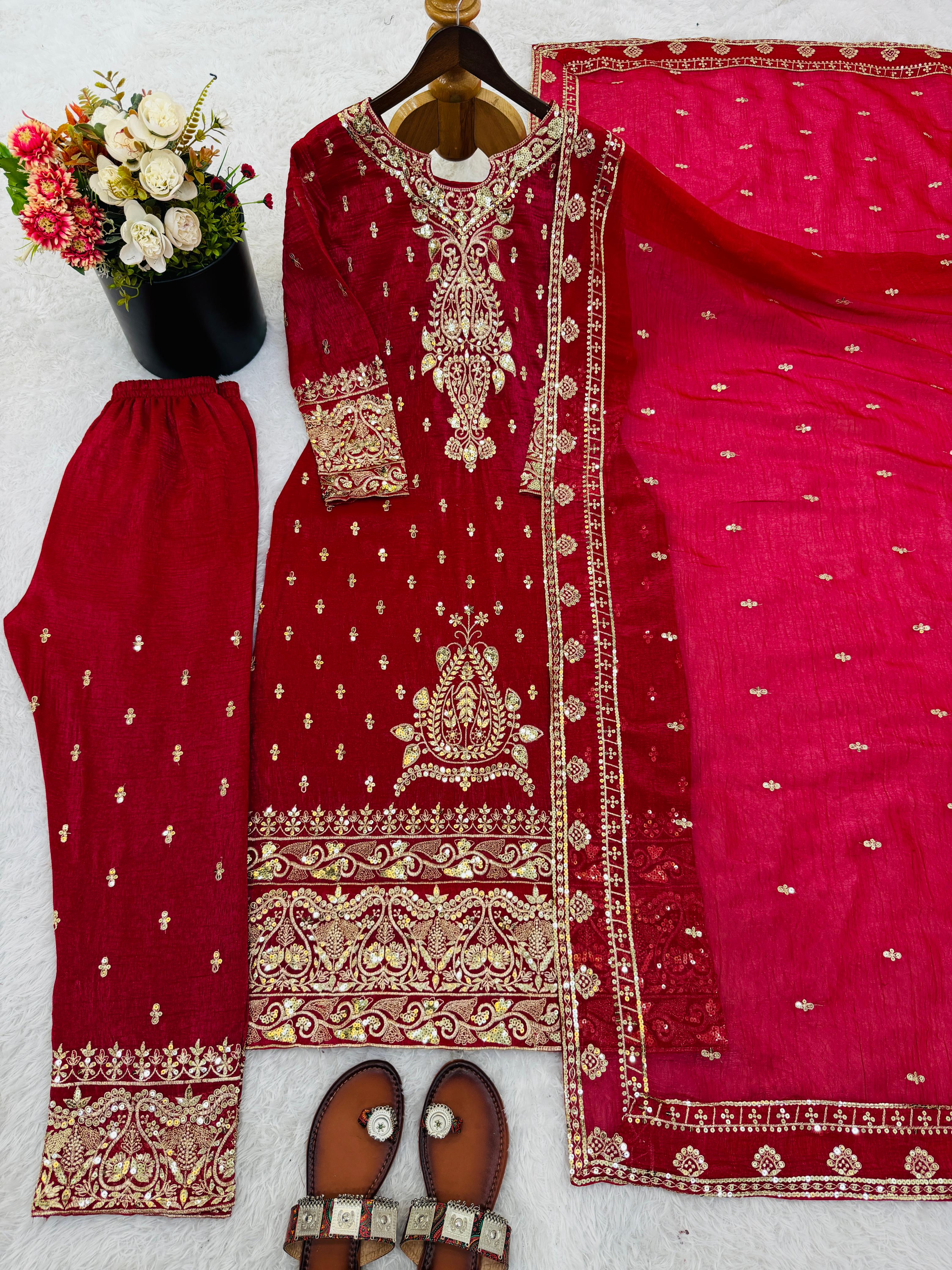 CRUNCHY SILK Sequence Work Suit