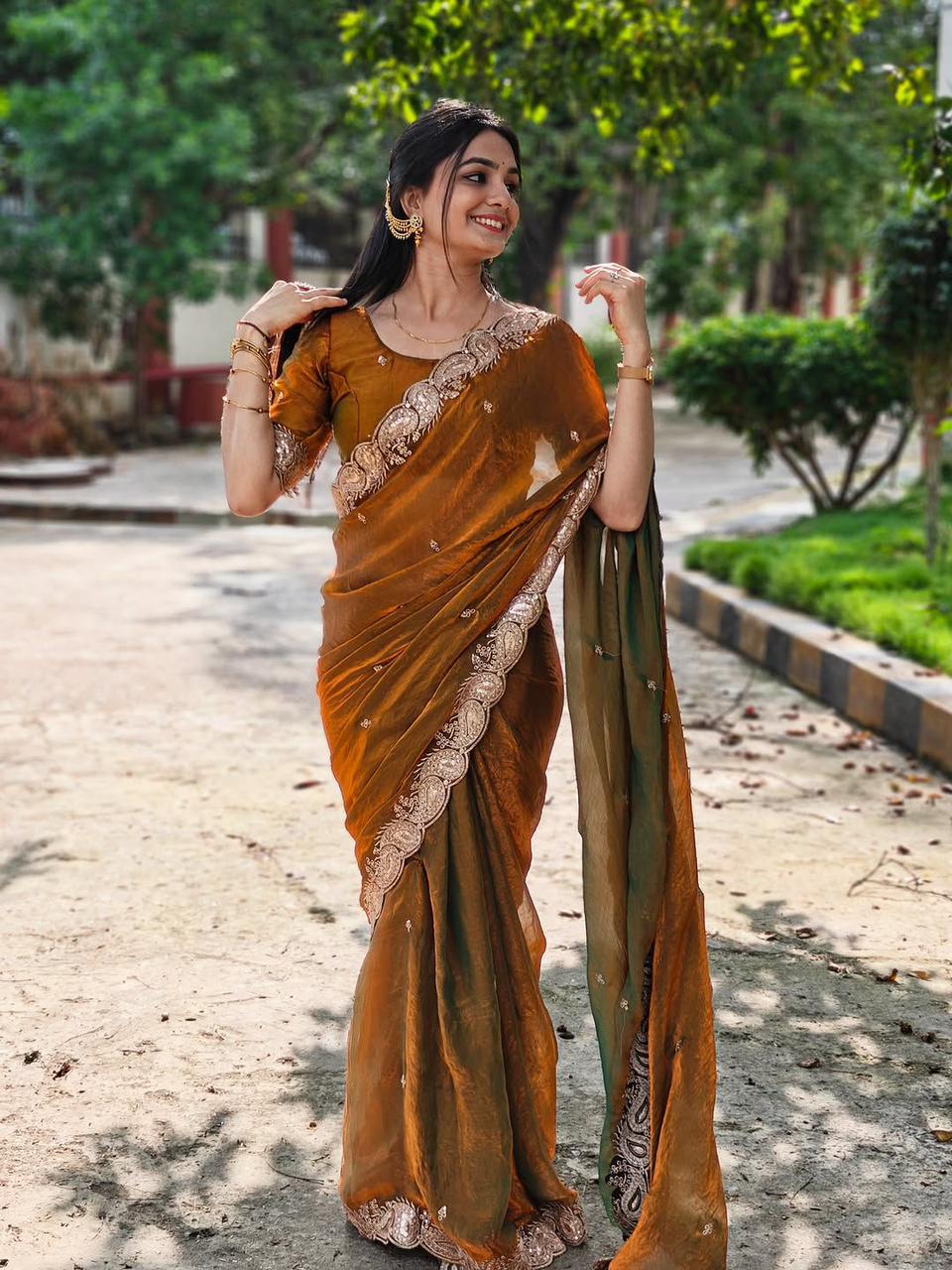 Shaded Fendy Chiffon Saree