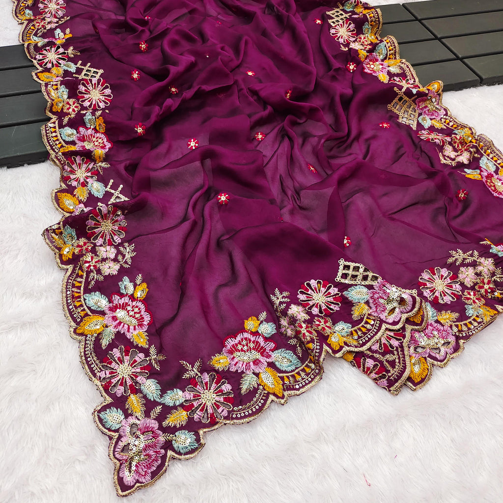 Premium Noha Crush Saree