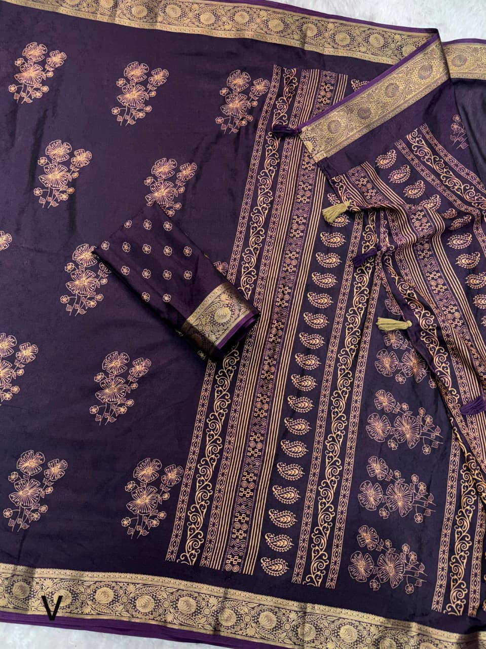Motif Styled Printed Cotton Saree