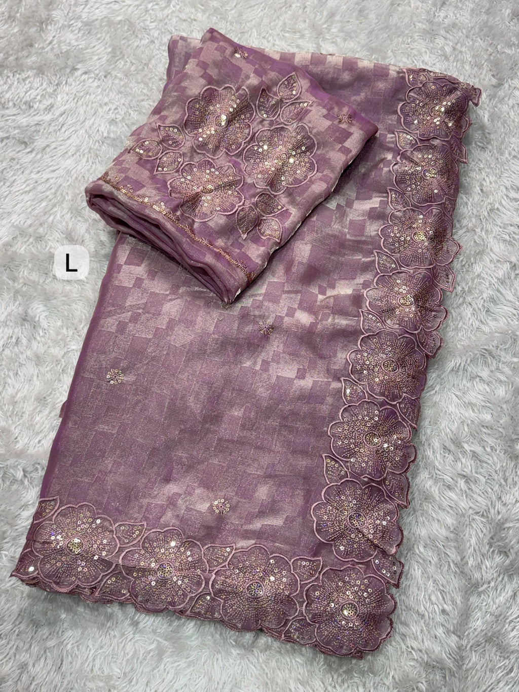 Fendy Satin Checks Saree