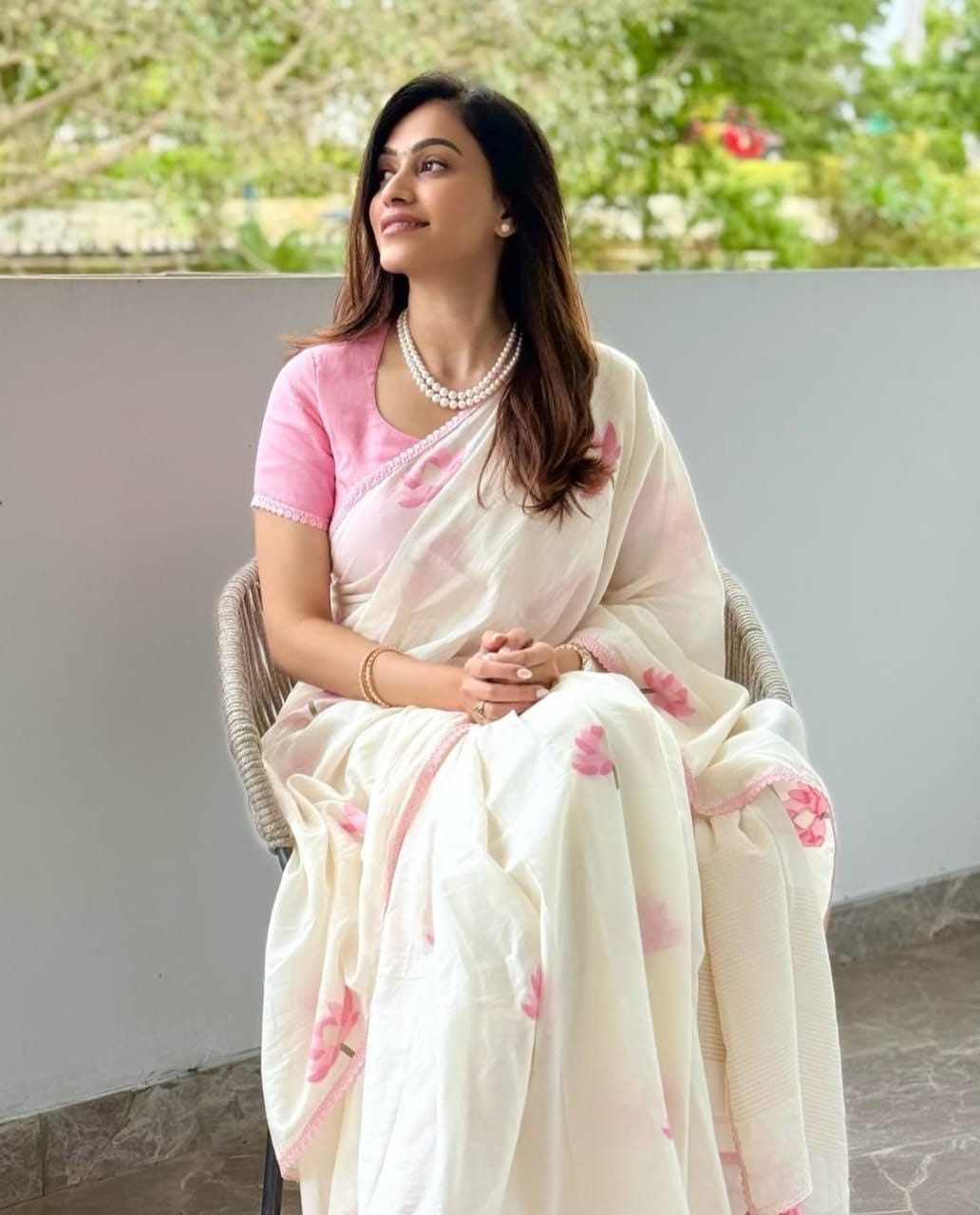 Plain Linen Saree