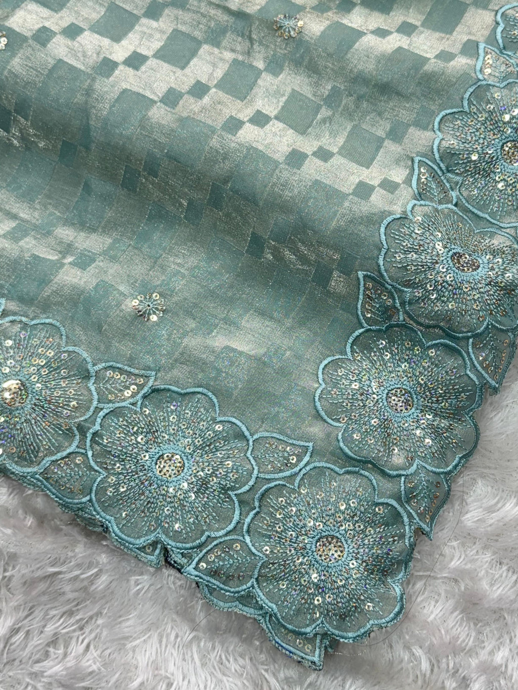 Fendy Satin Checks Saree