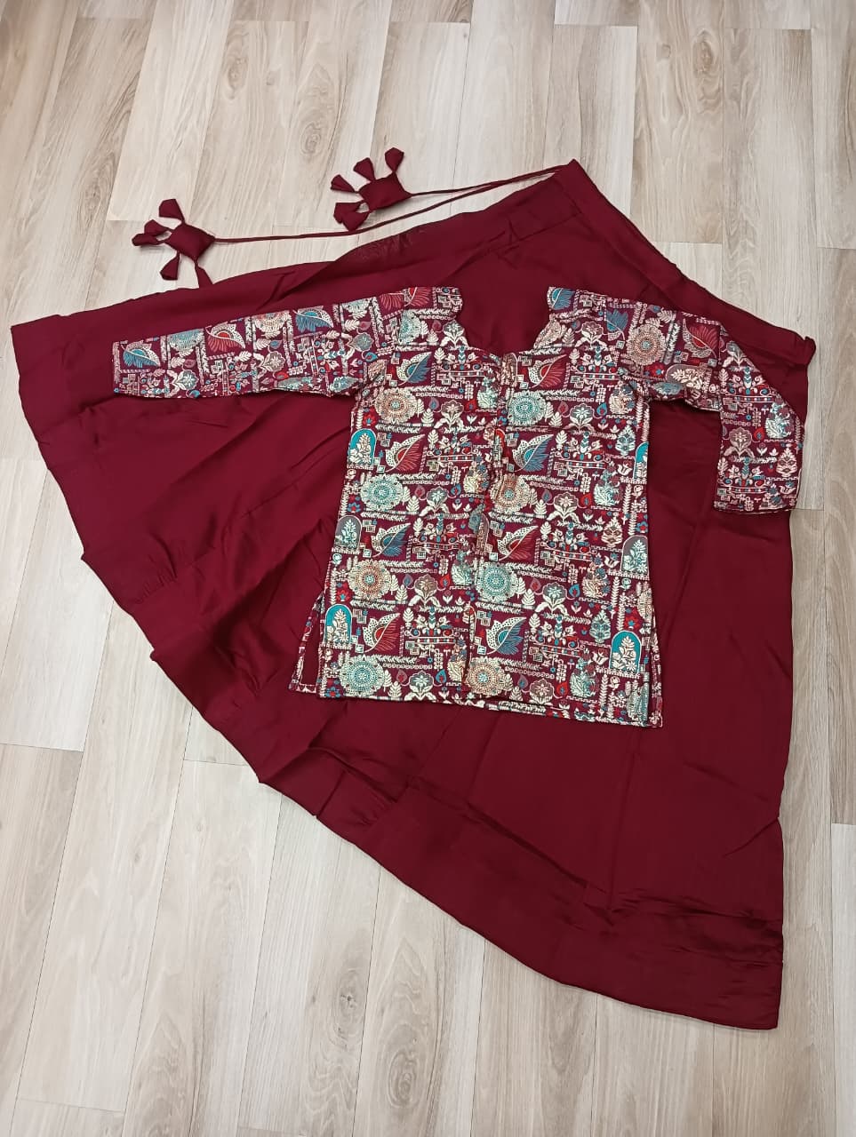 PREMIUM LAHENGA CHOLI