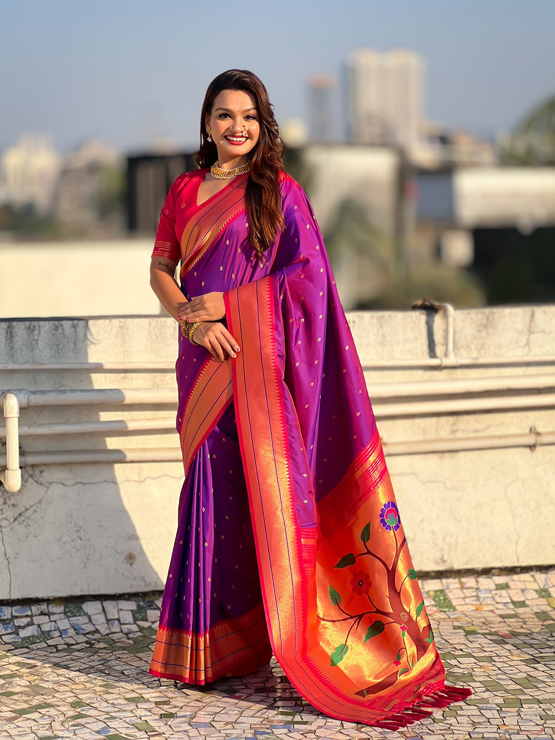 Paithani Saree With Gold Zari Small Motifs