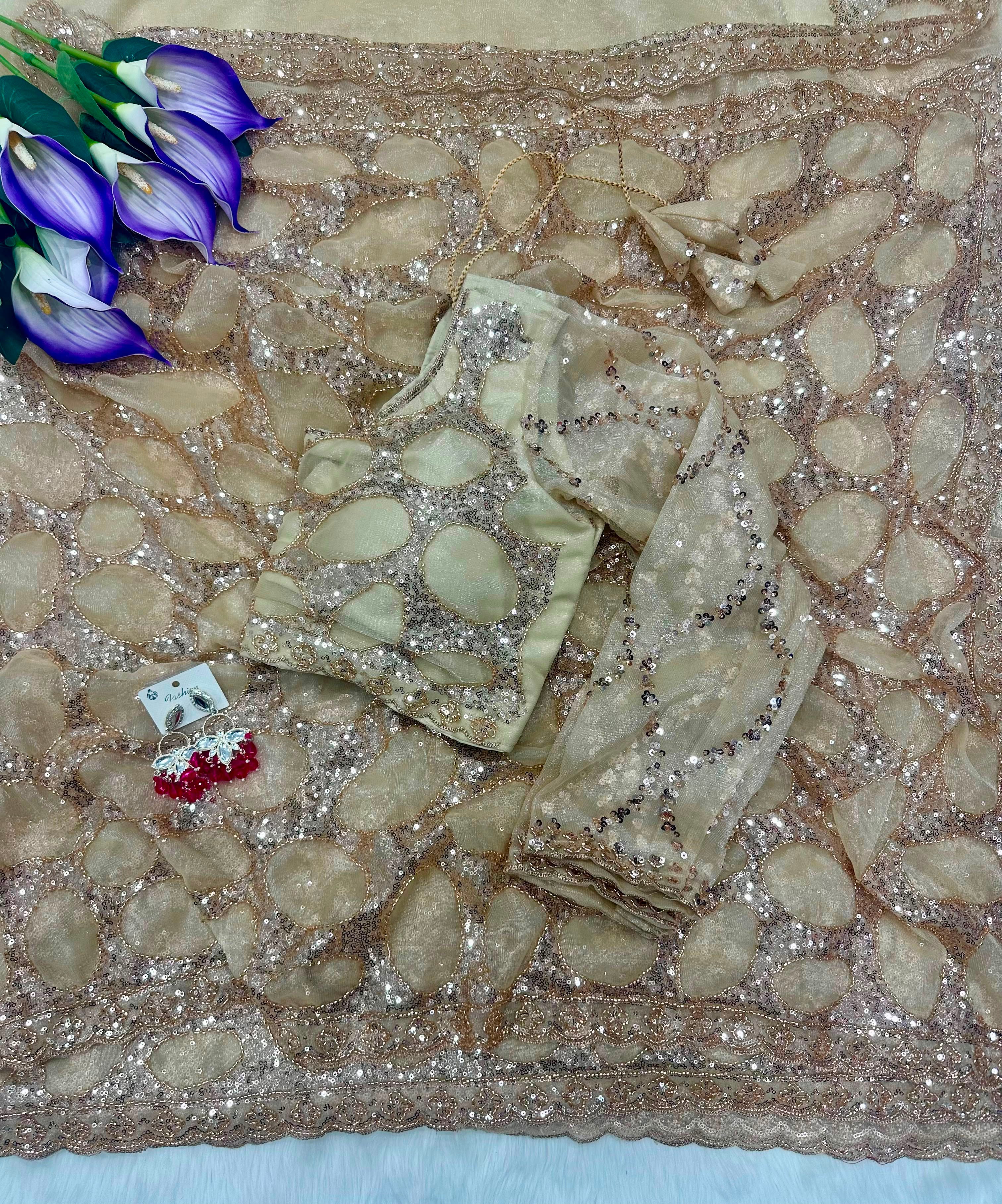 Weeding Perfect Gold Net Saree