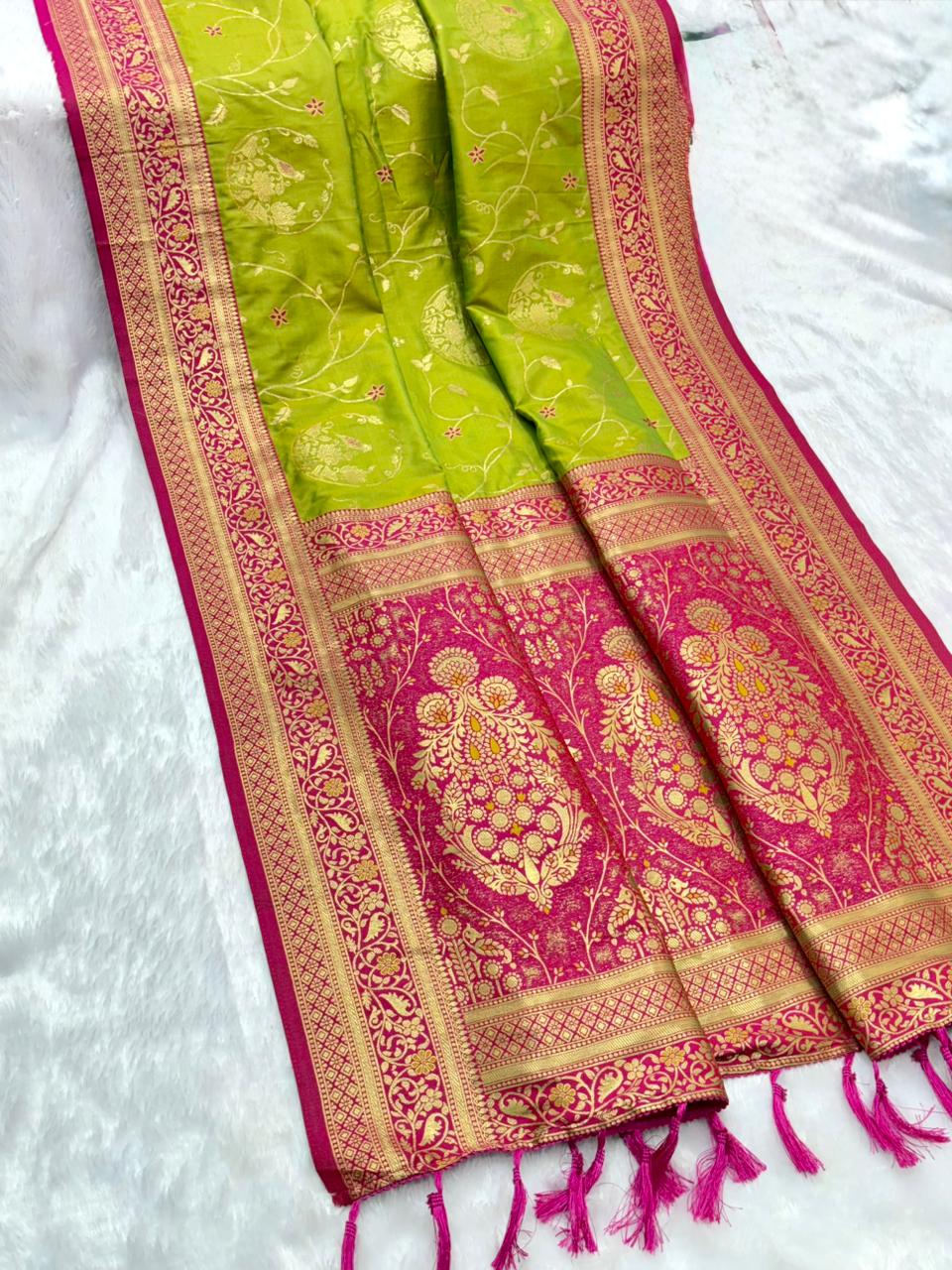 Banarasi Silk Sarees With Flower Meenakari Jaal