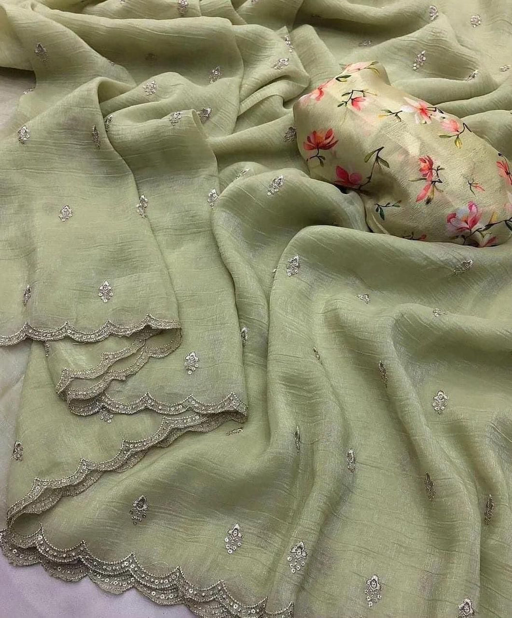 Georgette Crush Embroidery Saree