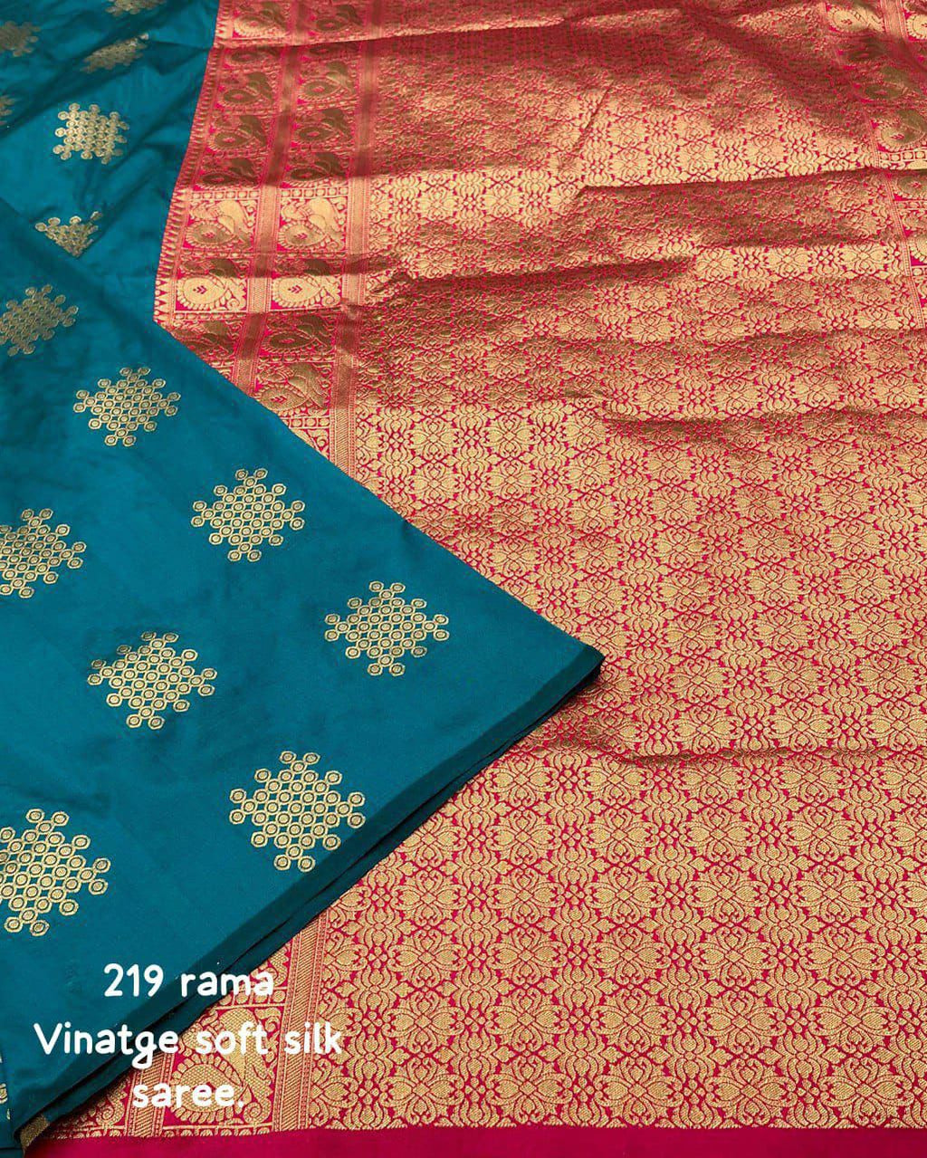 Vintage Style Borderless Soft Silk Woven Saree