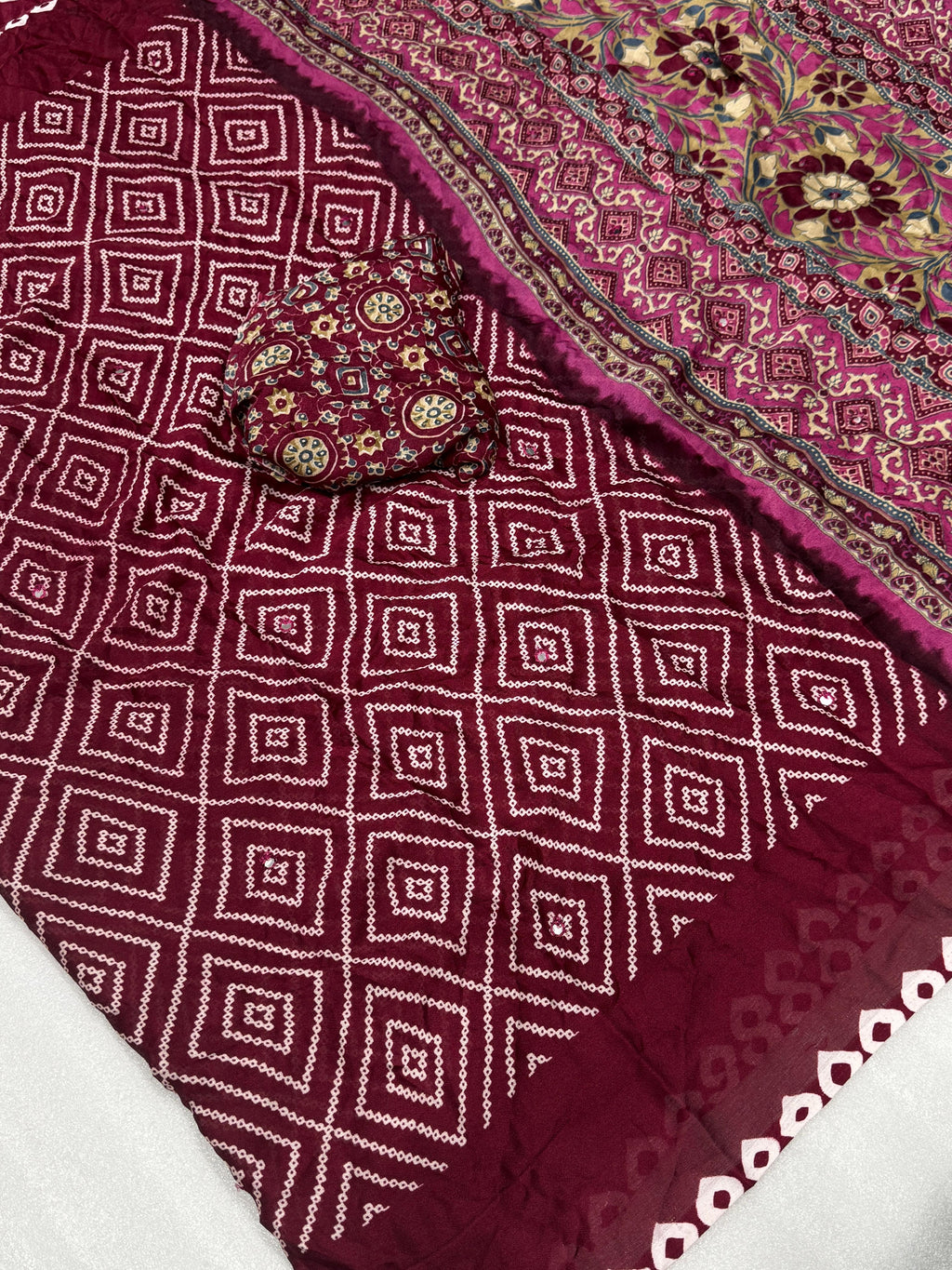 PURE MOSS KALMAKARI WITH BANDHANI SAREE