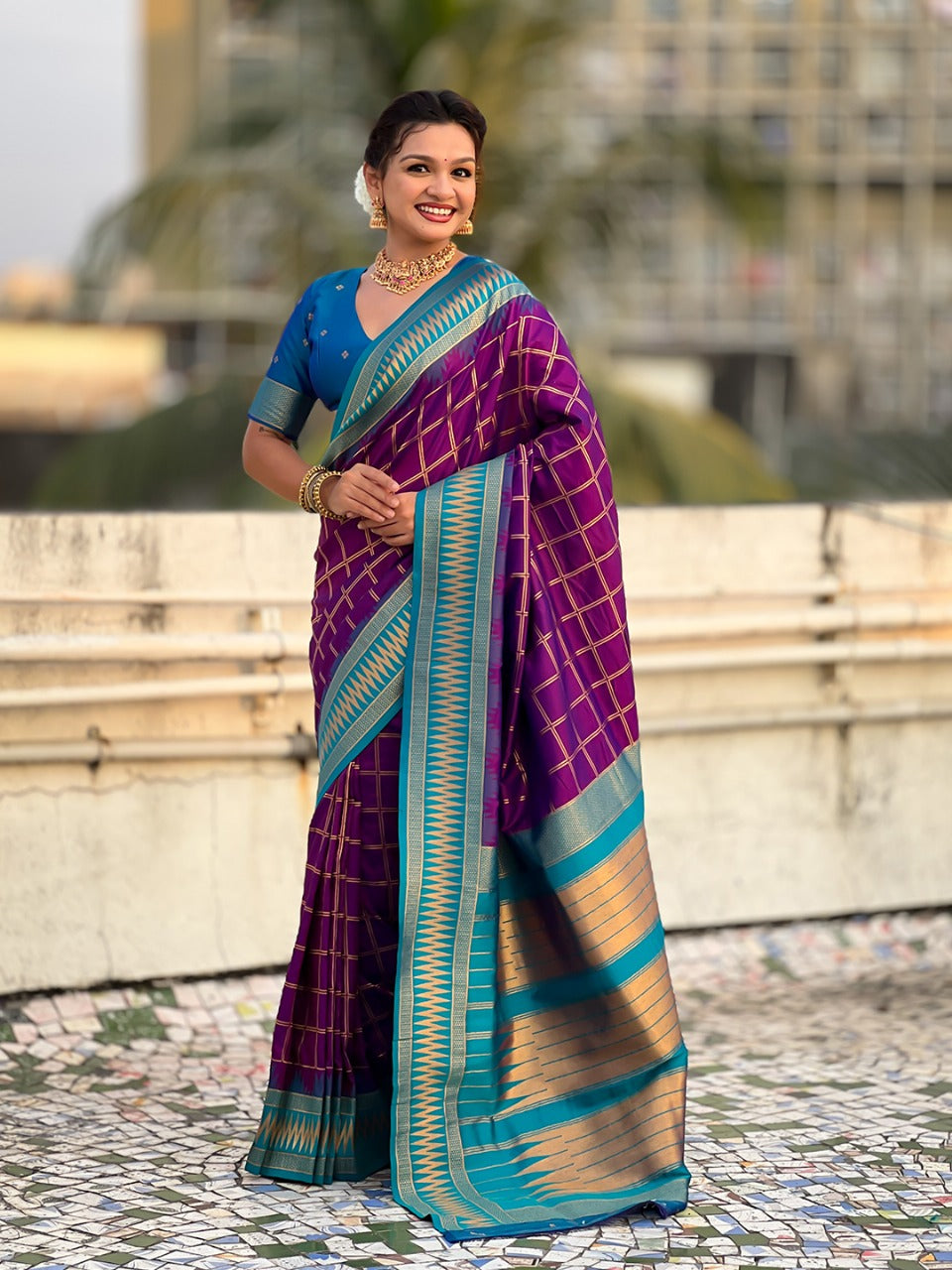 Silk Saree With Gold Zari Traditional Pallu Saree