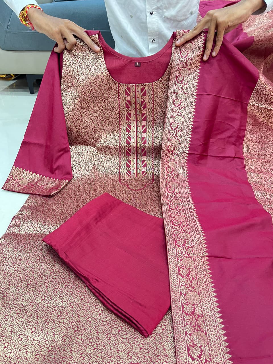 NEW ARIVELLS ASOPALAV SUIT SET❣️😍