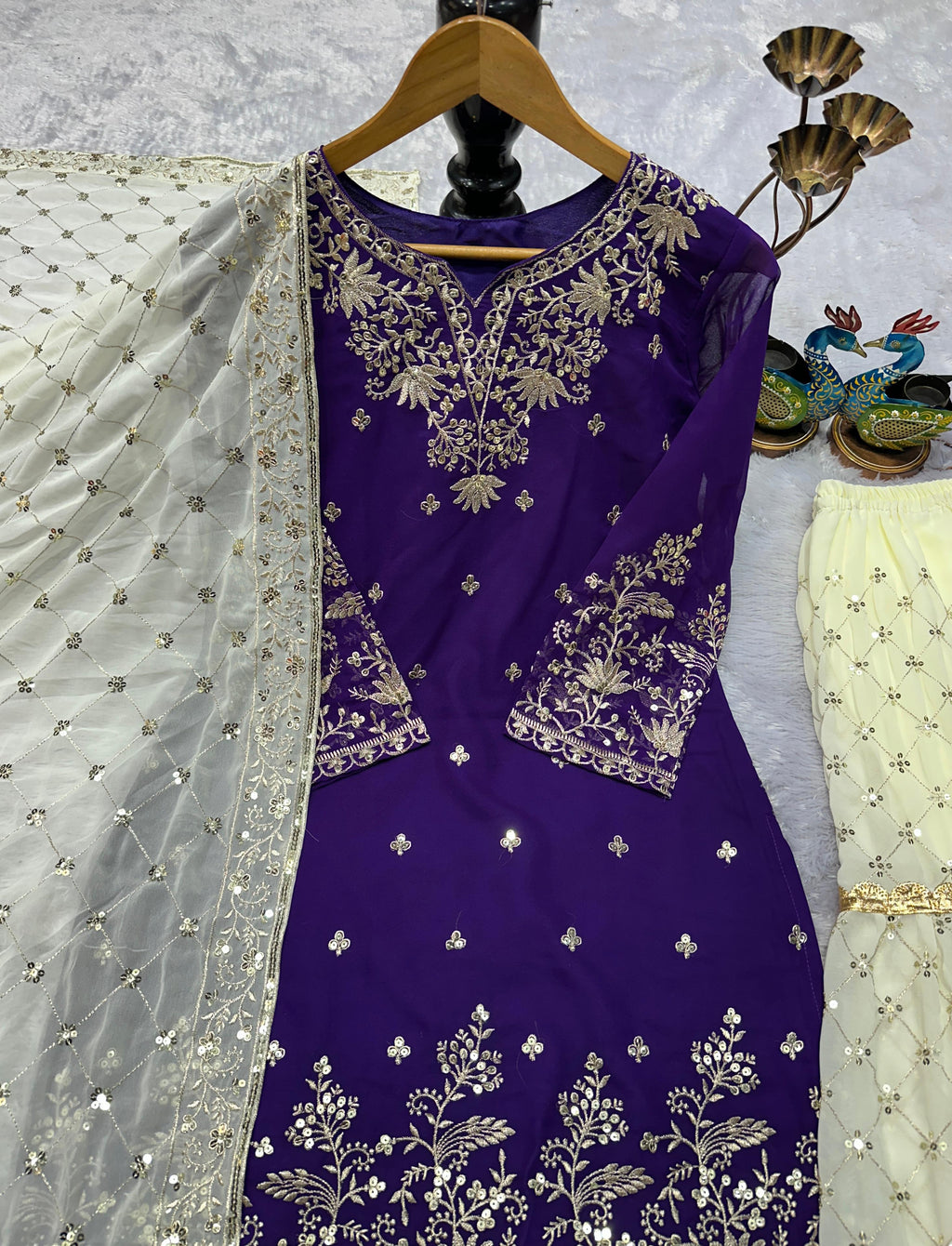 HAVY FOX GOARHATE SUIT