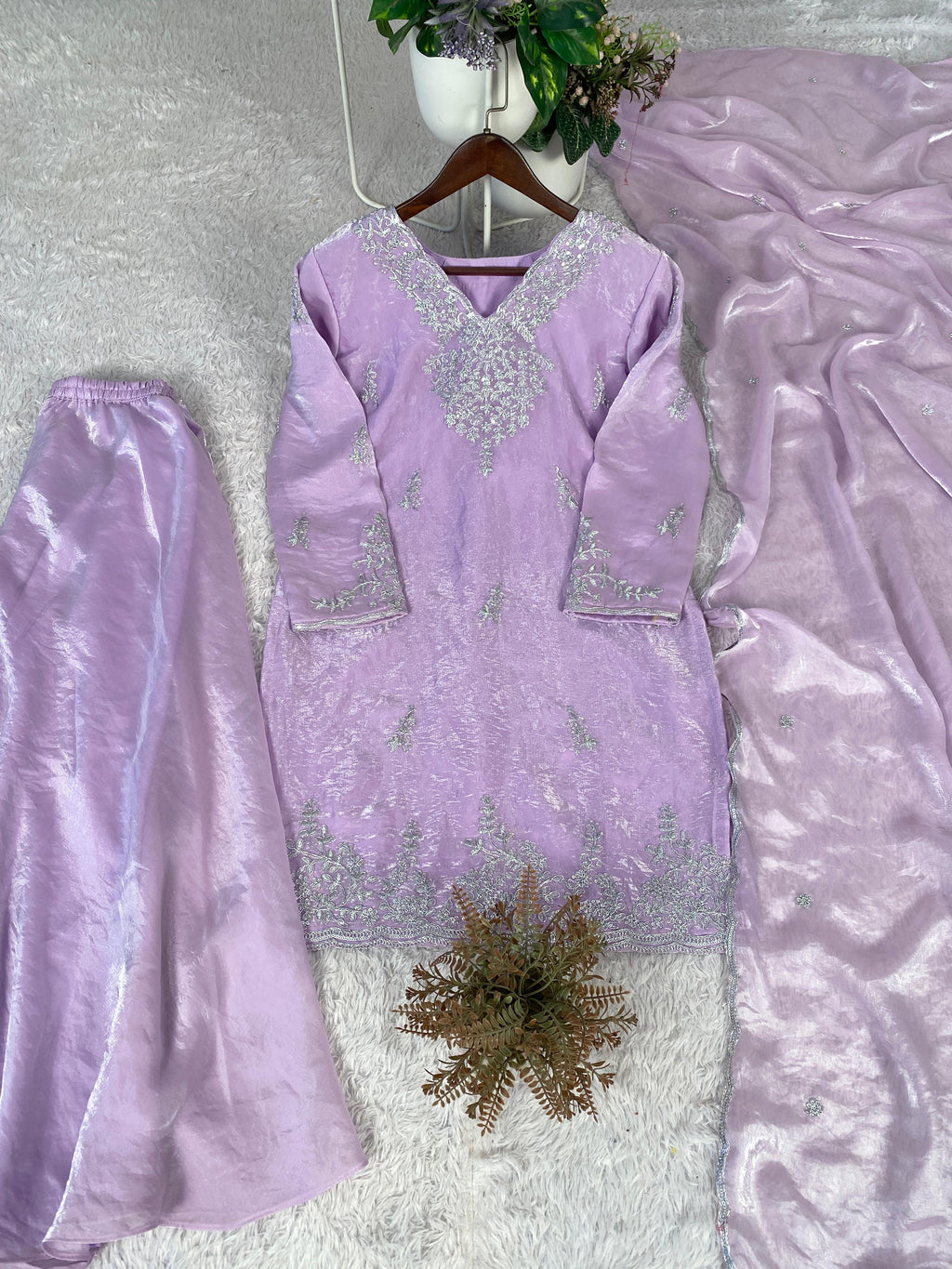 PARTY AND WEDDING PERFECT KURTI PLAZZO