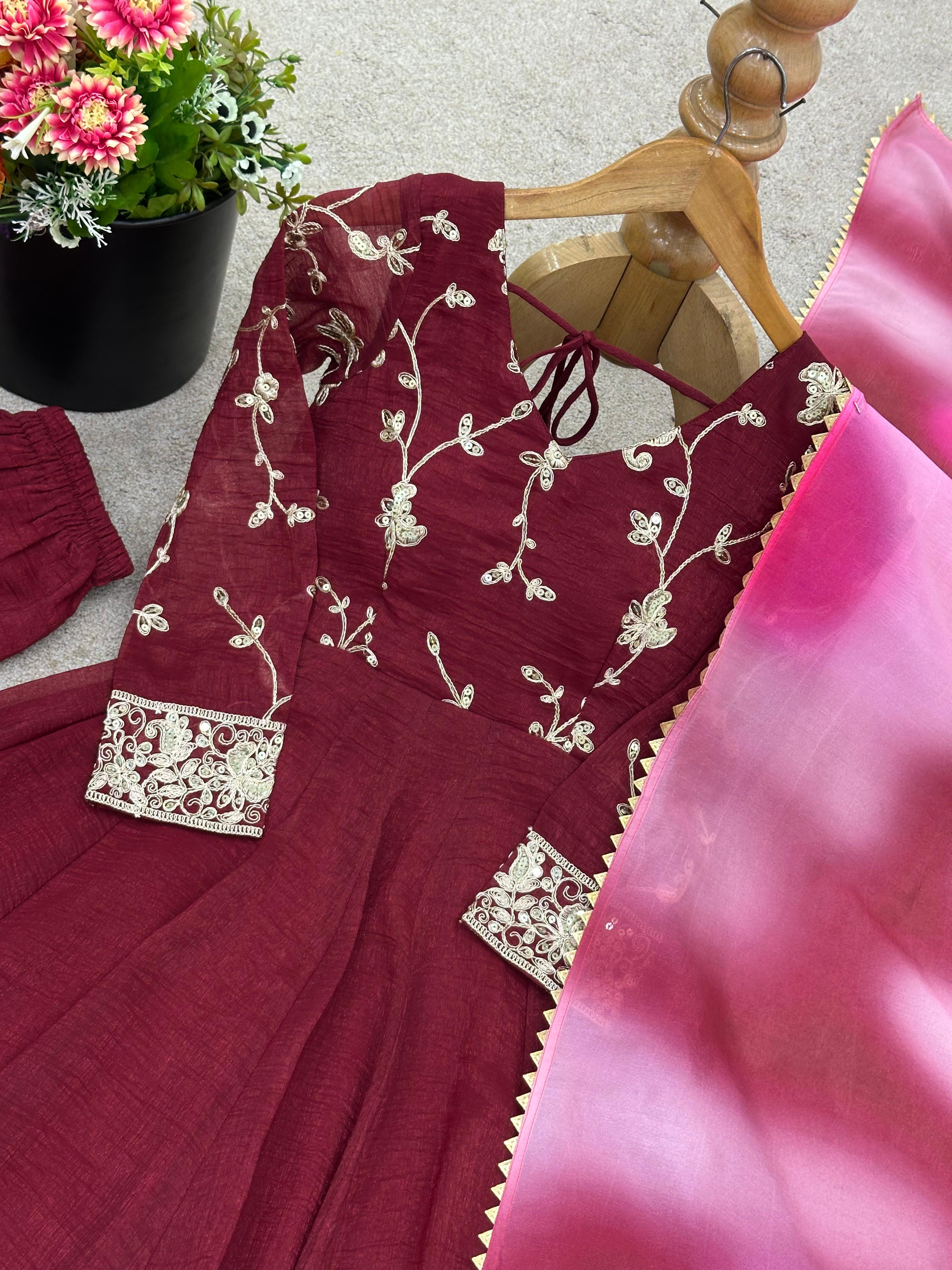 Women’s Ethnic Trending Gown