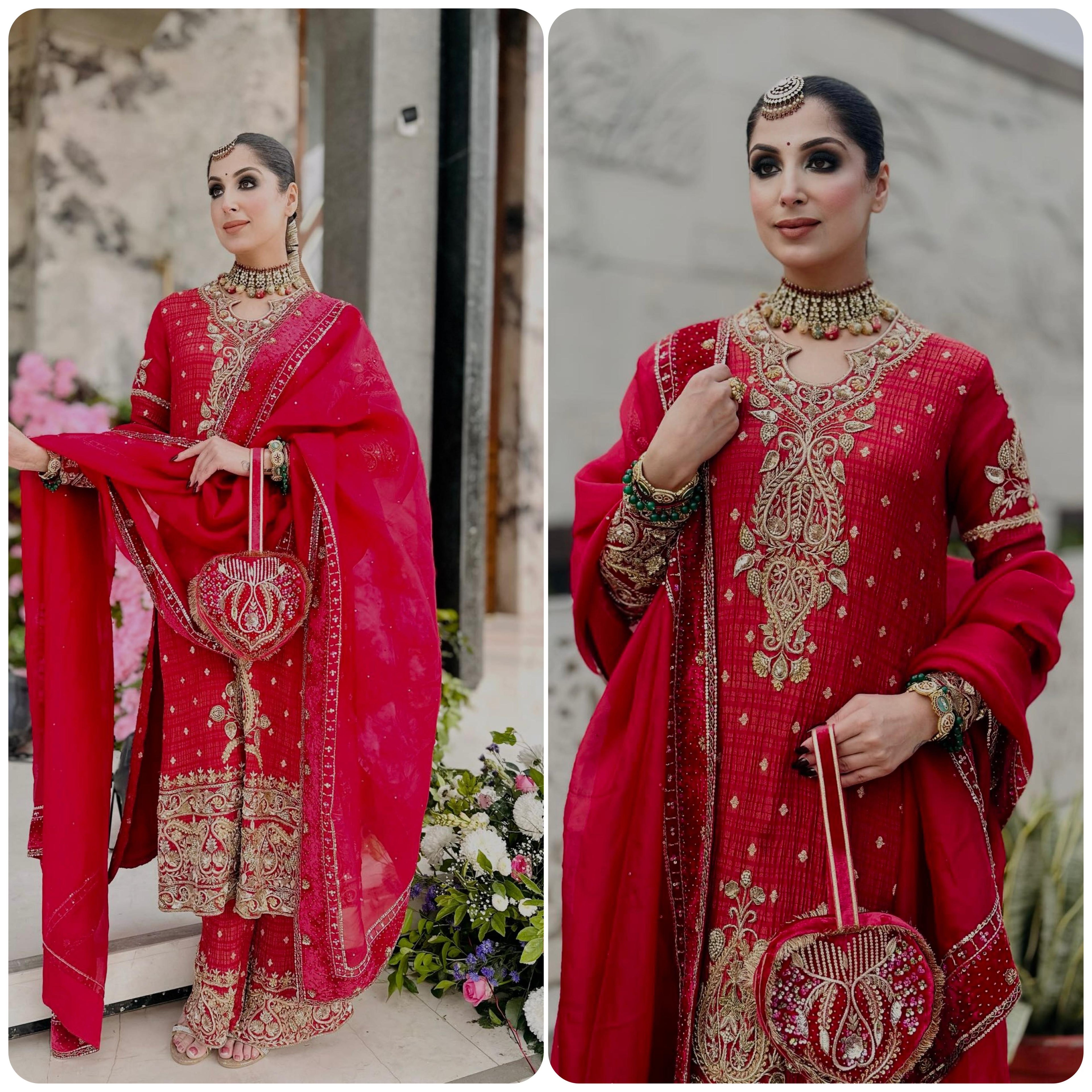 CRUNCHY SILK Sequence Work Suit