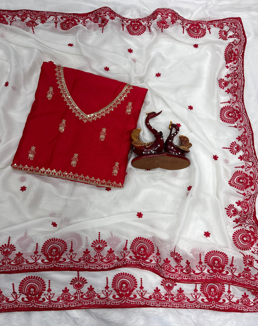 Soft Catonic Rangoli Silk Saree