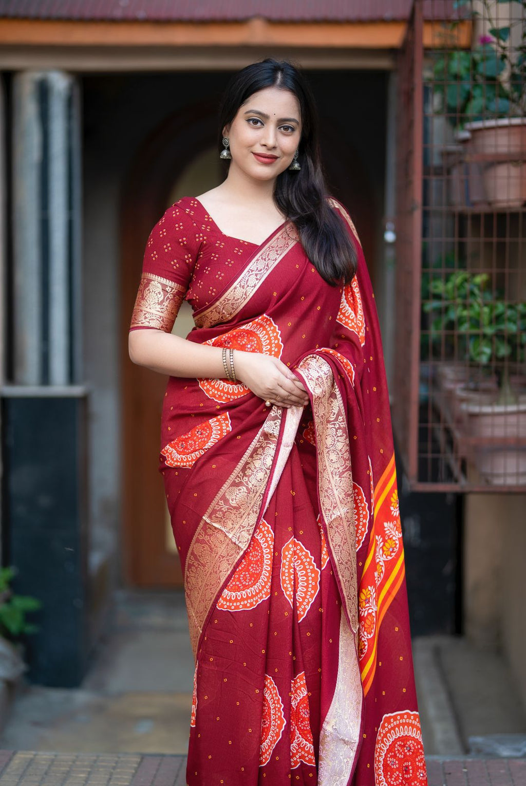 Soft Cotton Crape Saree With Bhandani Prints