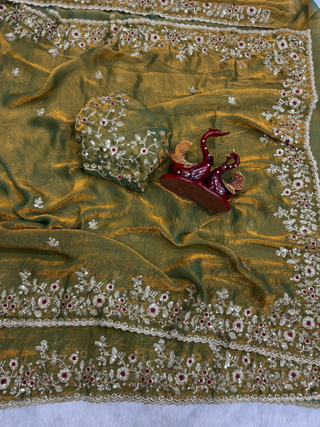 Frendy Chiffon Beautiful Sequence Saree Multicolore