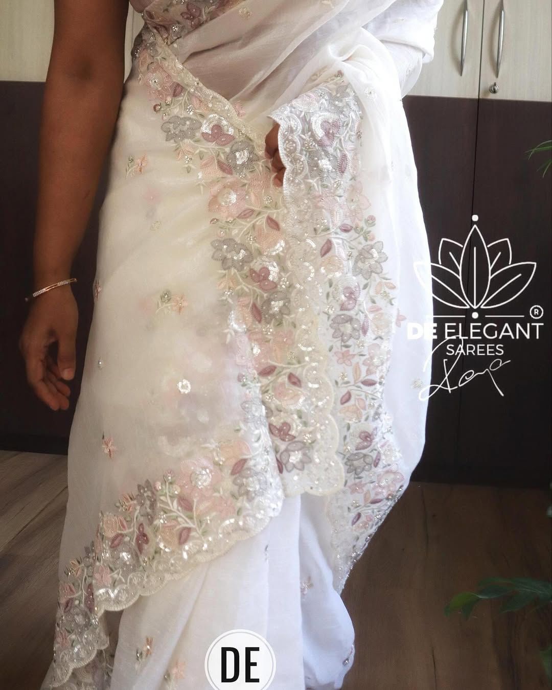 Soft Crunshy Silk Fabric Saree