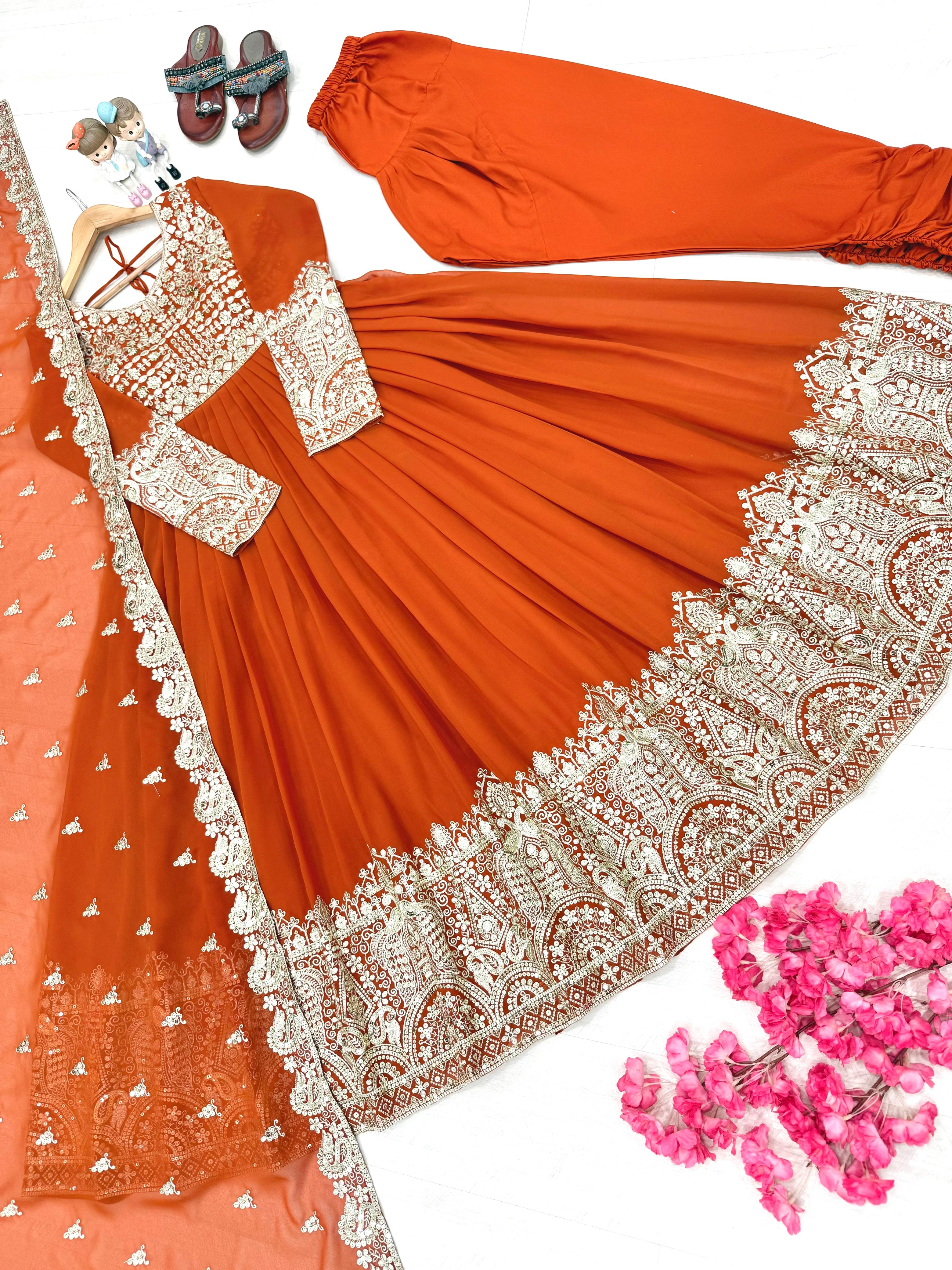 NEW PARTY LOOK GOWN