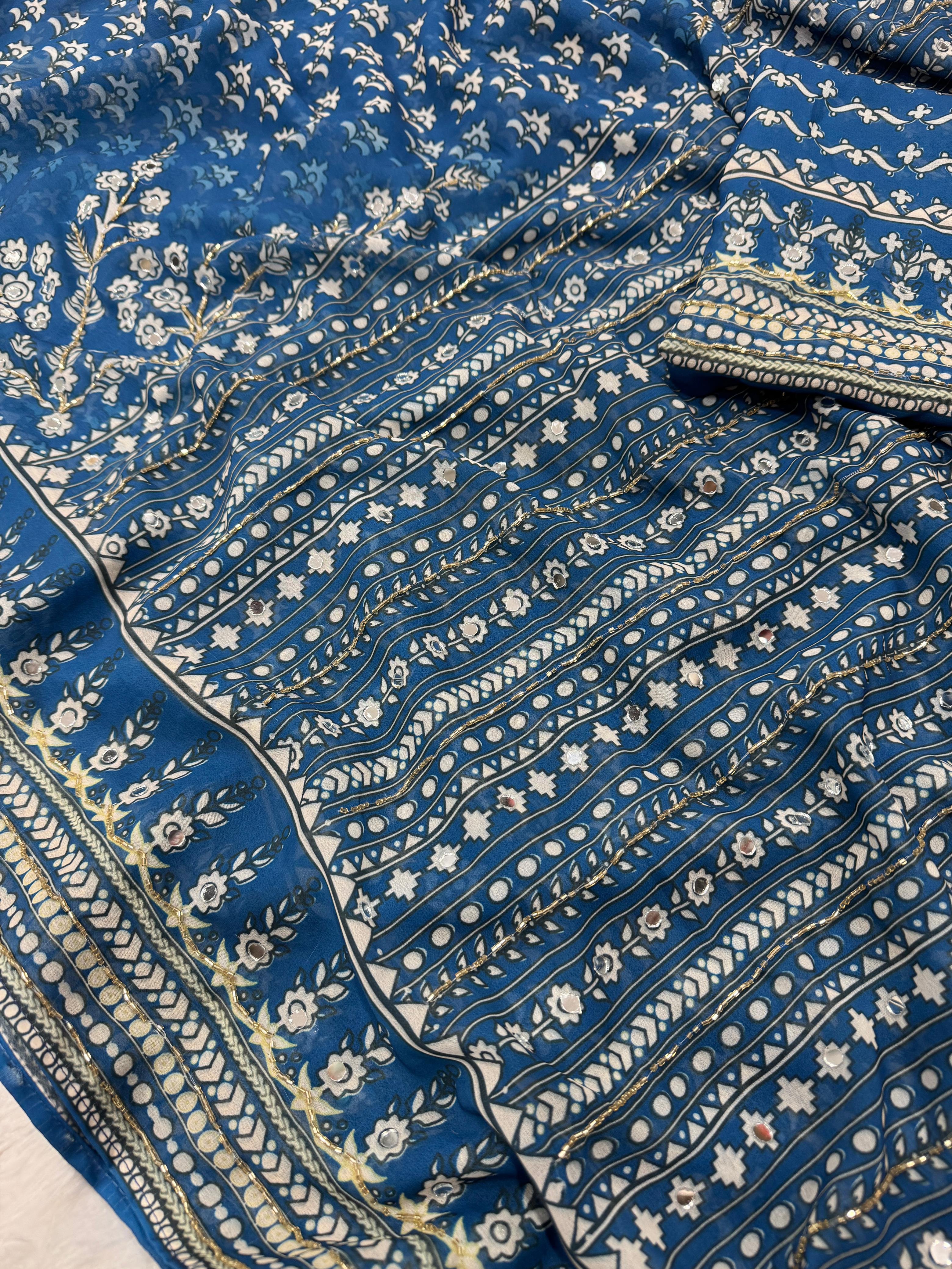 Bollywood sparkling Beauty Fox Georgette Saree