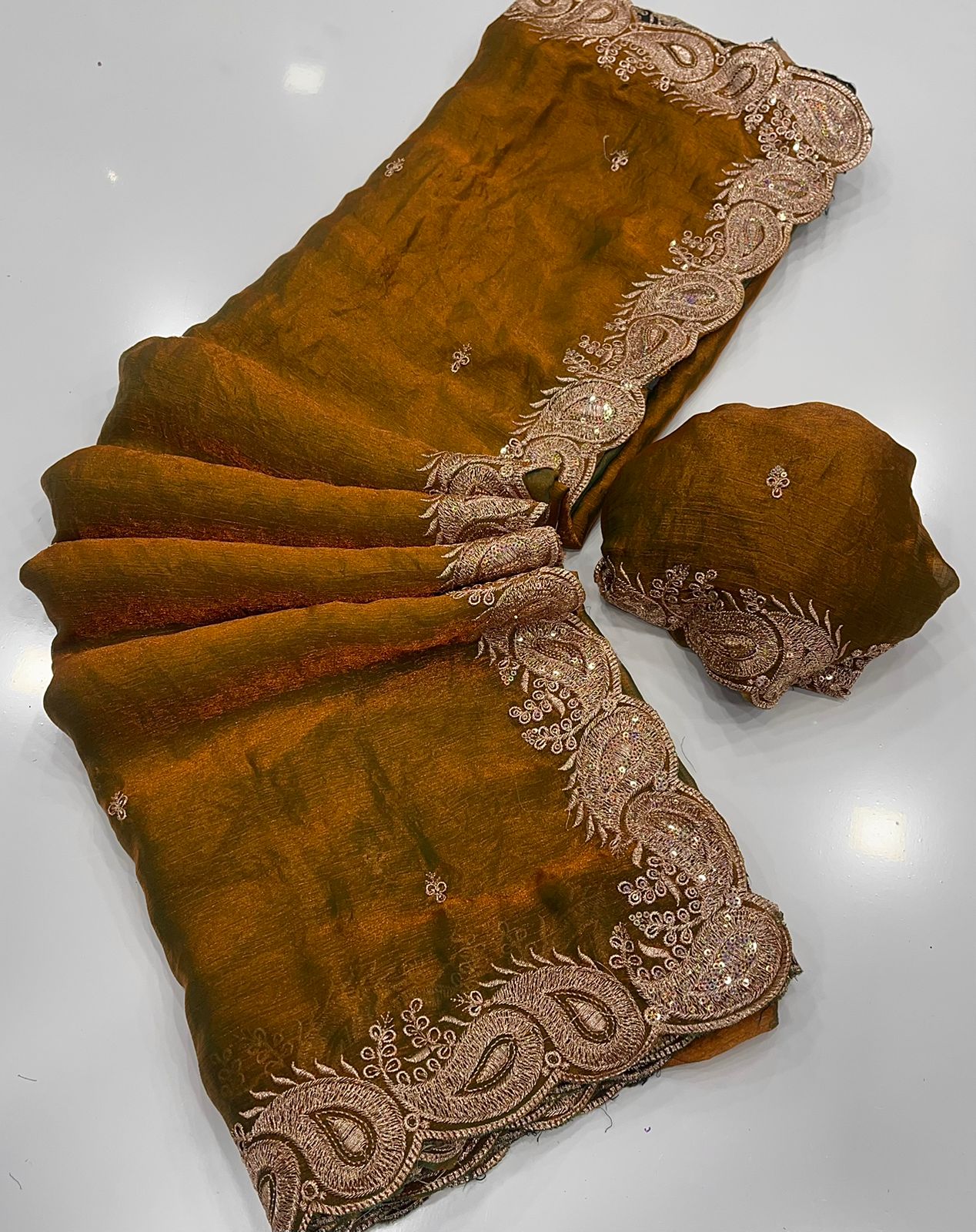 Shaded Fendy Chiffon Saree