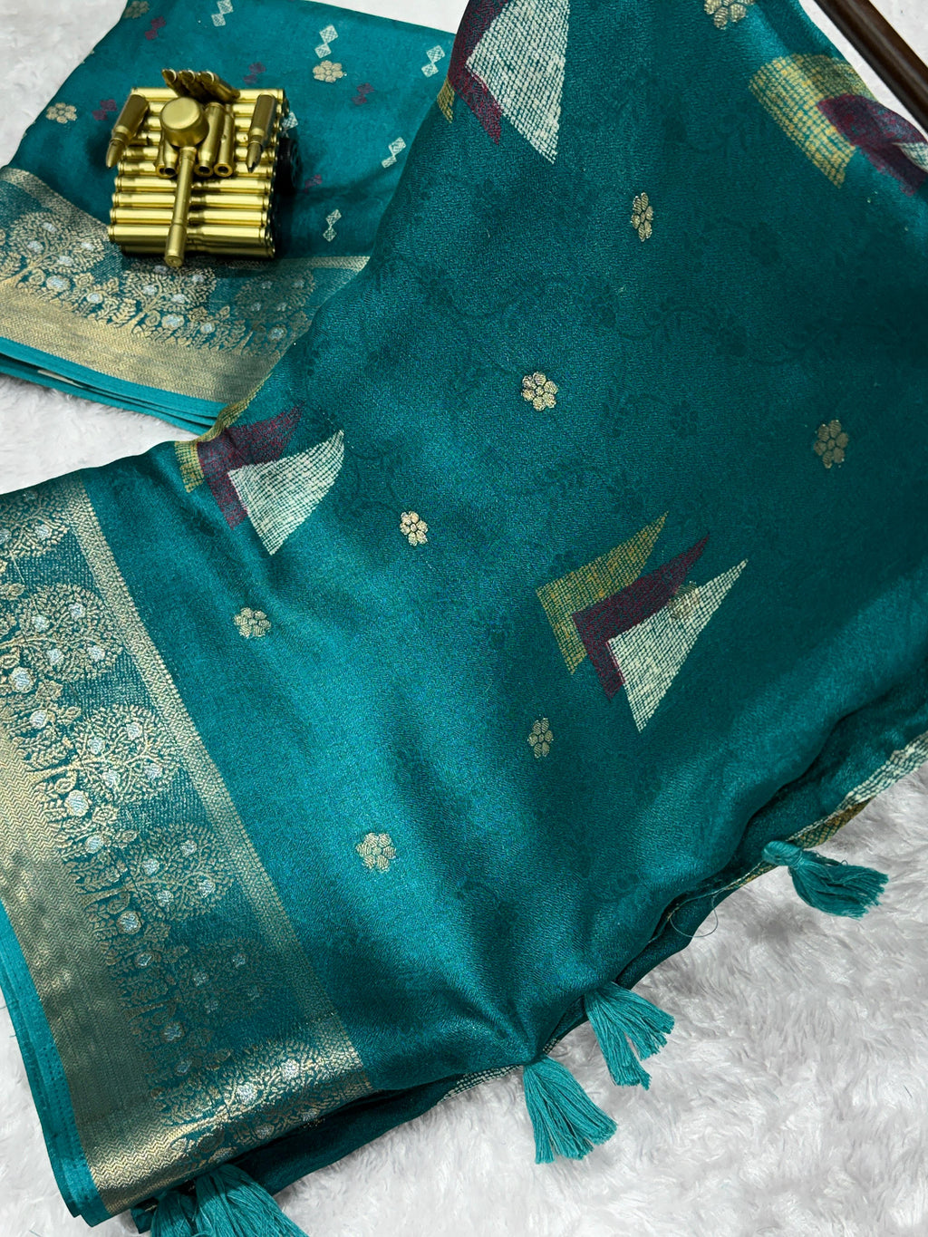 DULL MOSE BEAUTIFUL COLOR SAREE
