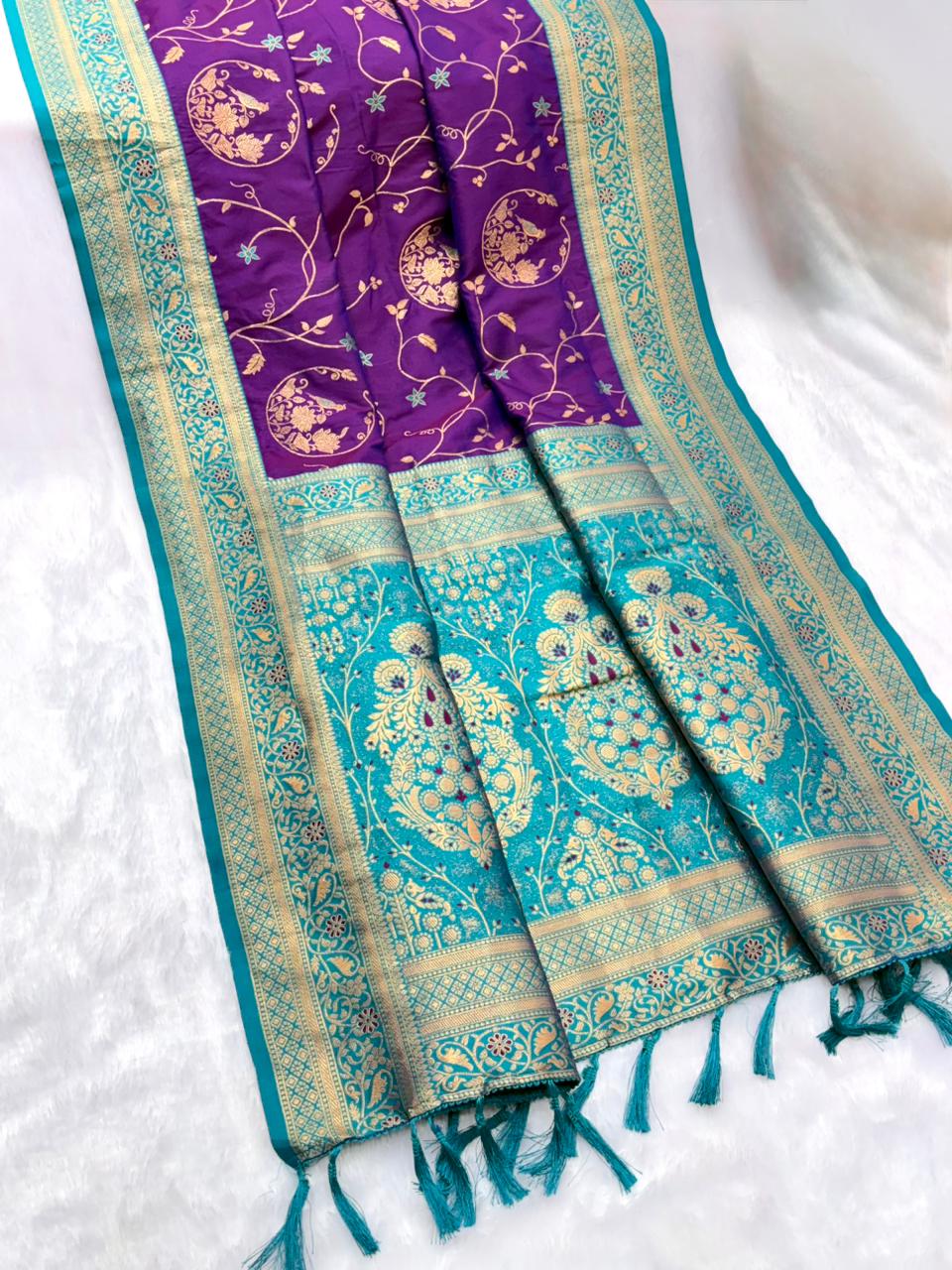 Banarasi Silk Sarees With Flower Meenakari Jaal