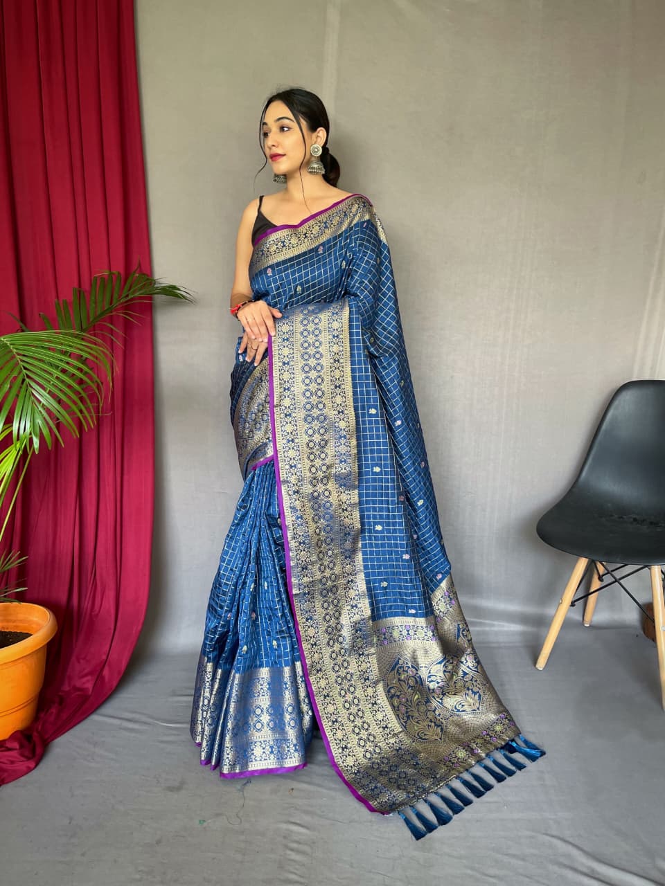 SUPERB  WEAVING USED  HANDLOOM SAREES