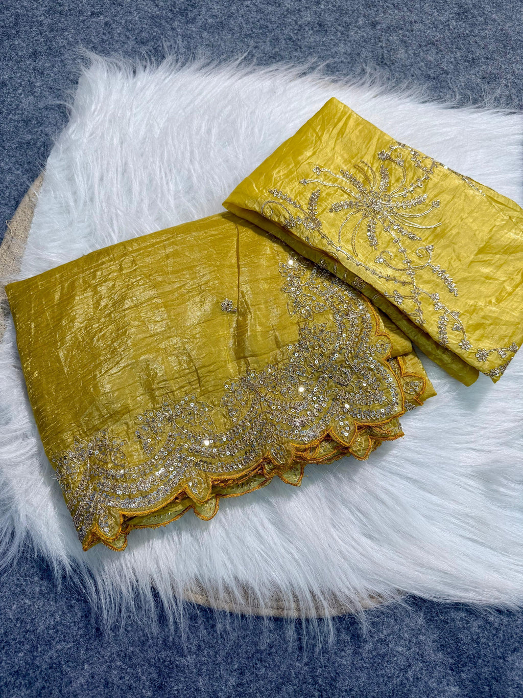 Premium Gold Crush Pure Fabric Saree